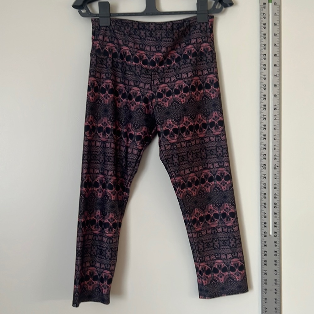 Onzie Sky Skull High Rise Leggings